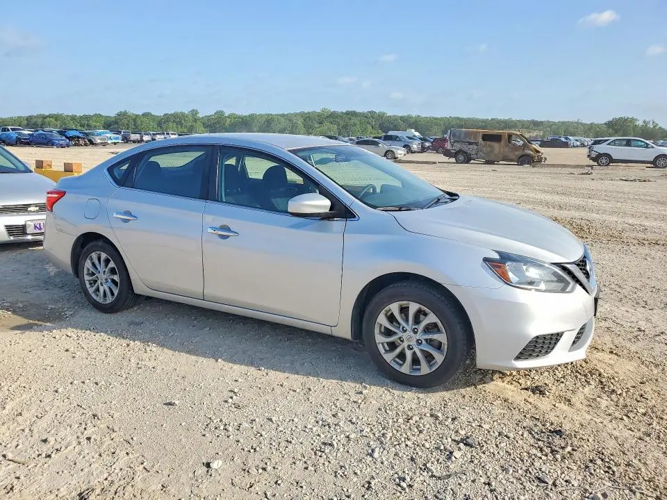 2018 NISSAN SENTRA SV  
