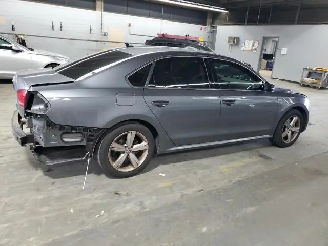 2015 VOLKSWAGEN PASSAT S  