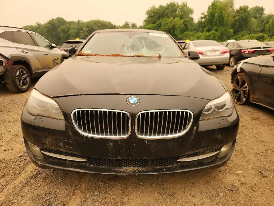 2013 BMW 528 XI  