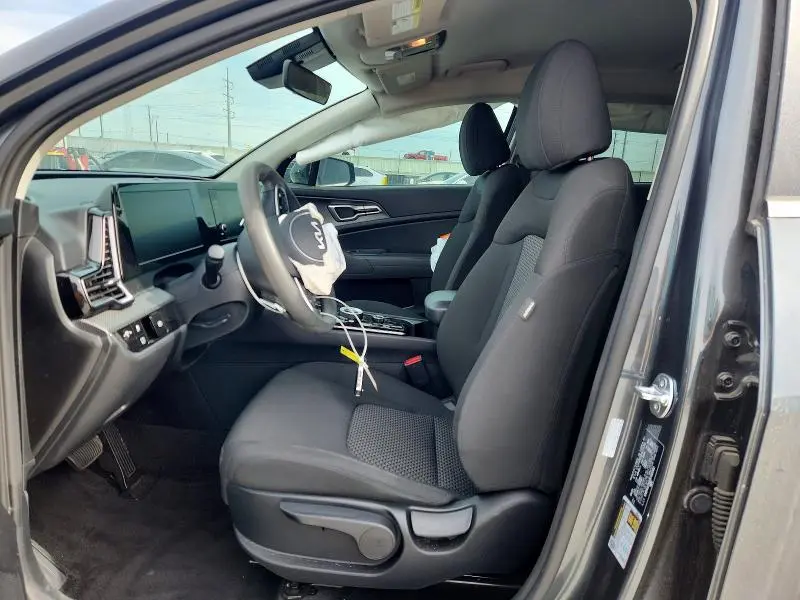 2024 KIA SPORTAGE LX  