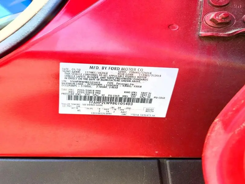 2011 FORD TAURUS SEL  