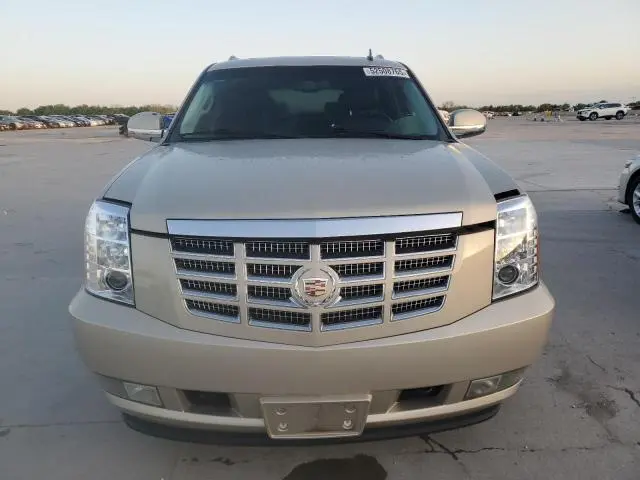 2010 CADILLAC ESCALADE ESV PREMIUM  
