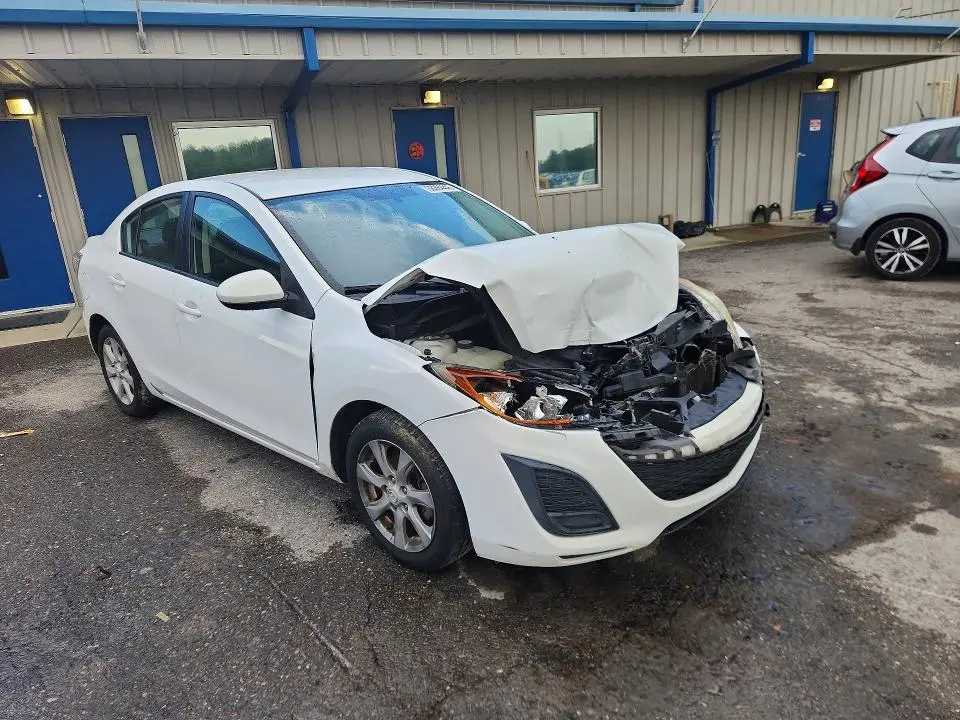 2011 MAZDA 3 I  
