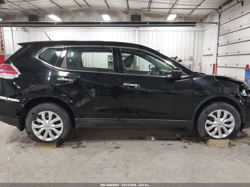 2015 NISSAN ROGUE S