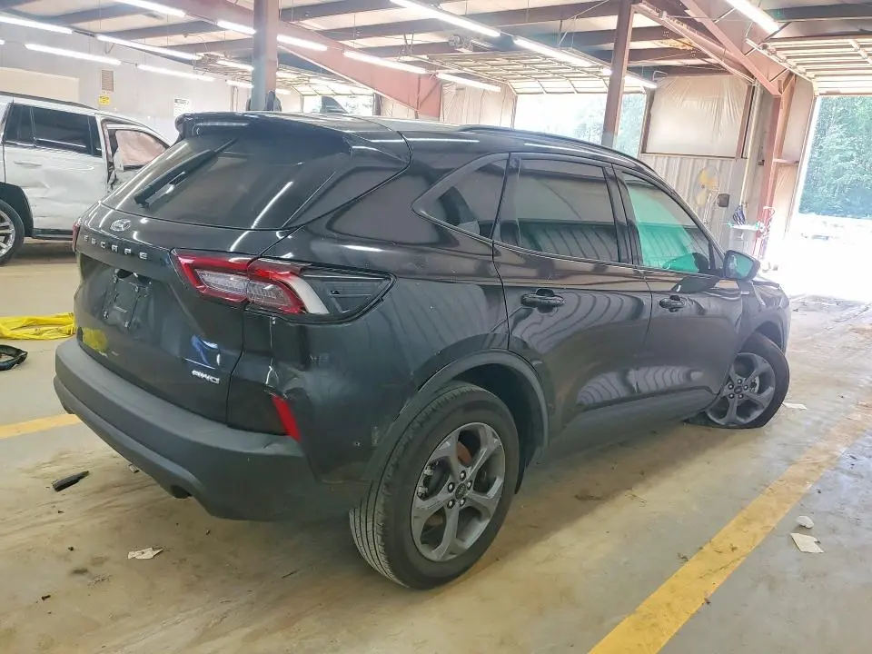 2025 FORD ESCAPE ST LINE SELECT  