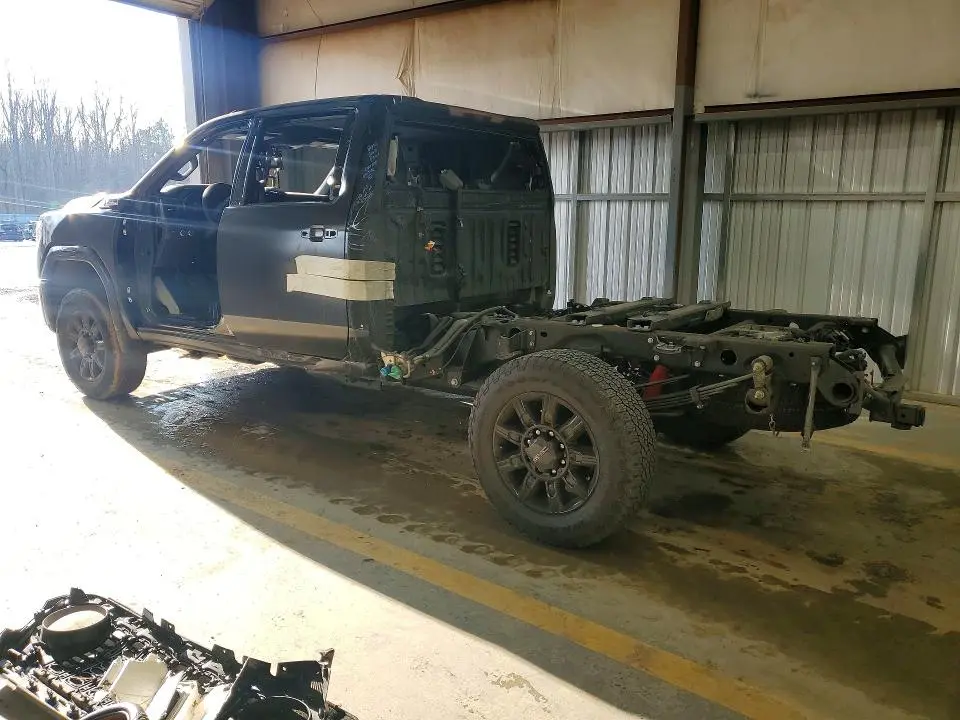 2025 GMC SIERRA K2500 AT4  