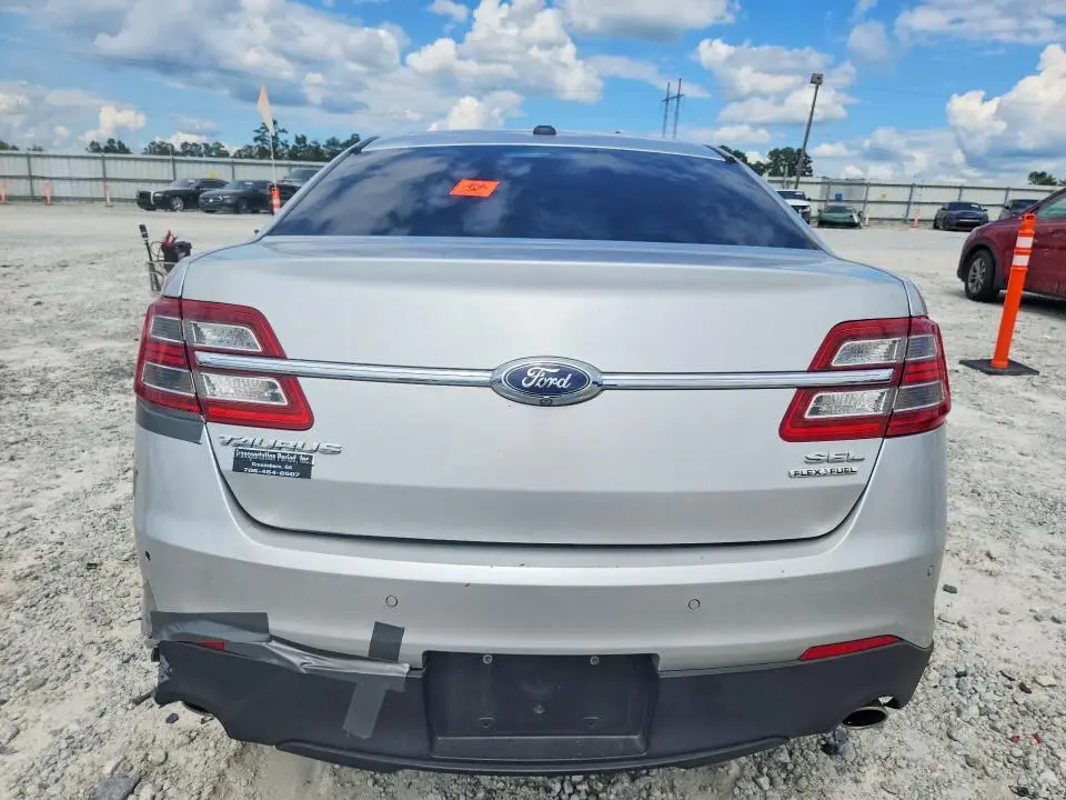 2015 FORD TAURUS SEL  