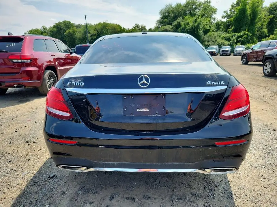 2017 MERCEDES-BENZ E 300 4MATIC  
