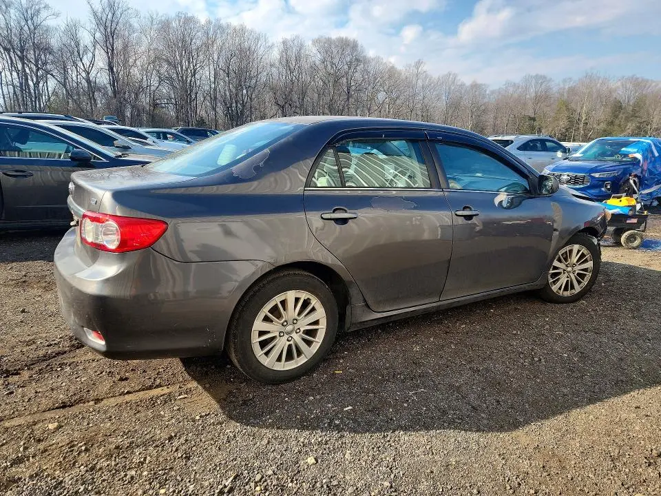 2013 TOYOTA COROLLA LE  