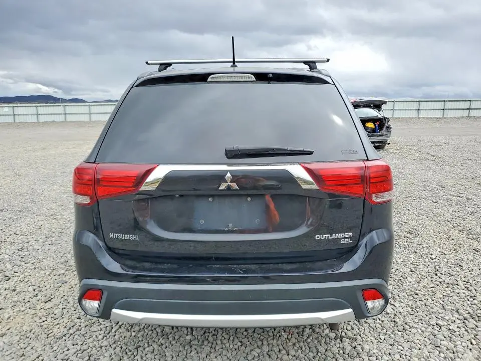 2016 MITSUBISHI OUTLANDER SE  