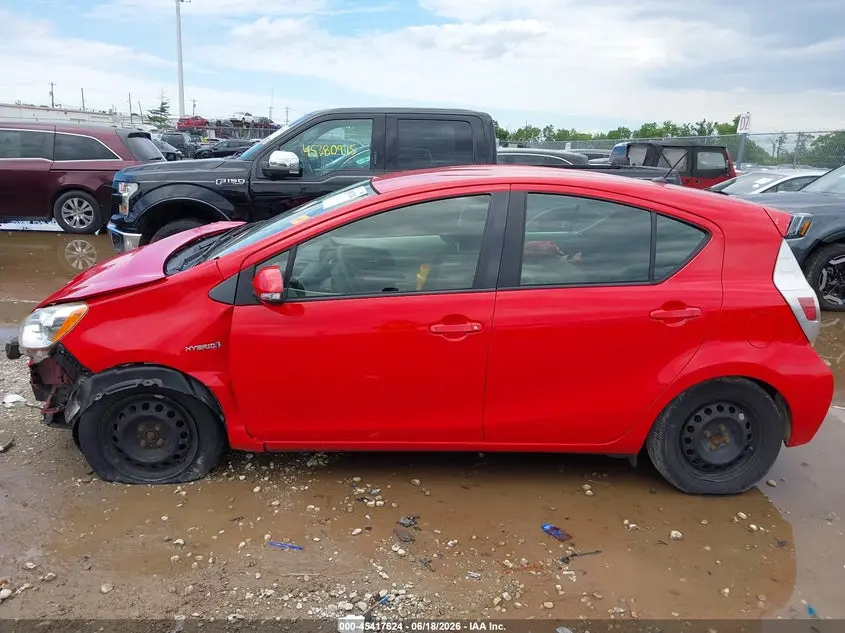 2014 TOYOTA PRIUS C TWO