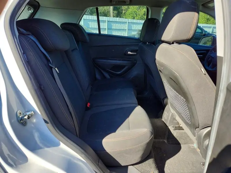 2021 CHEVROLET TRAX LS  