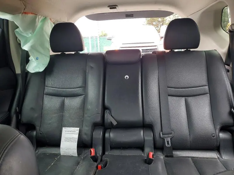 2015 NISSAN ROGUE SL  