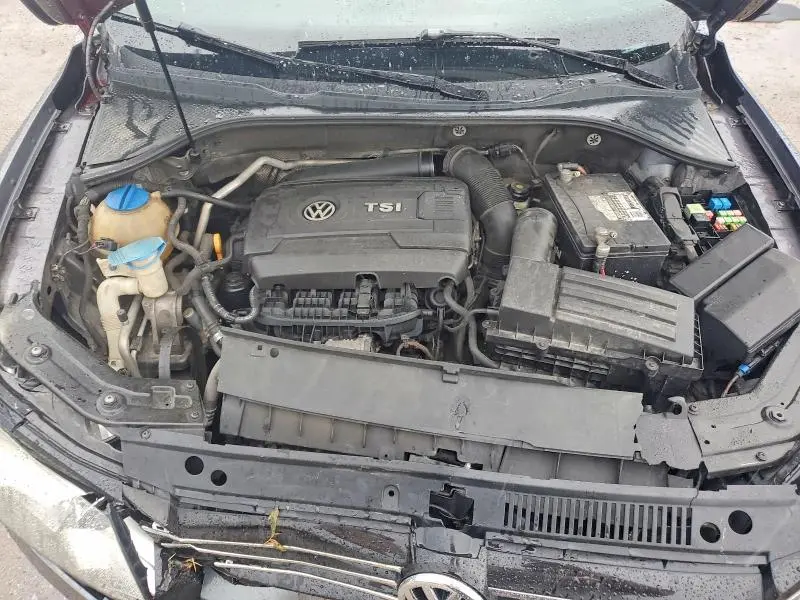 2015 VOLKSWAGEN PASSAT S  