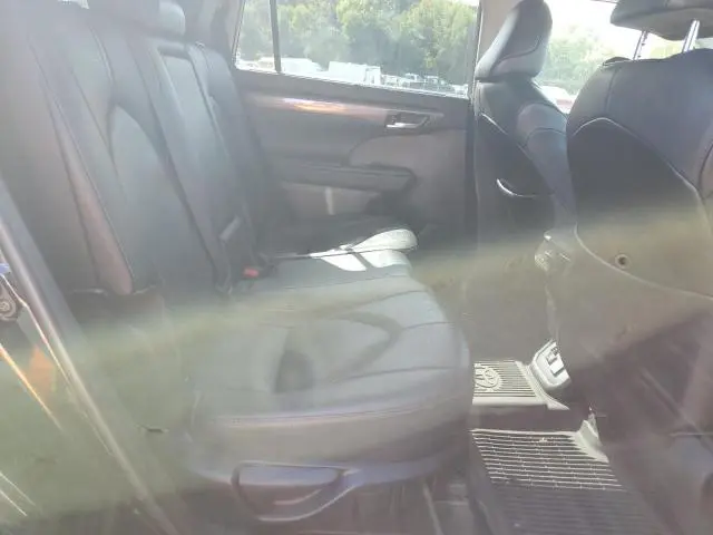 2021 TOYOTA HIGHLANDER LIMITED  