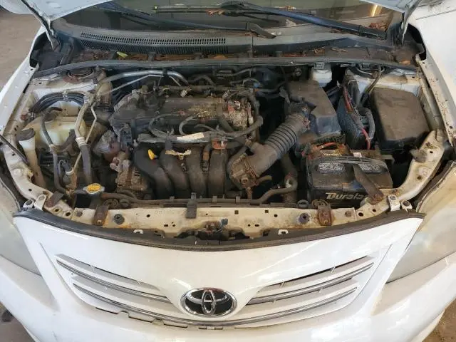 2013 TOYOTA COROLLA BASE  
