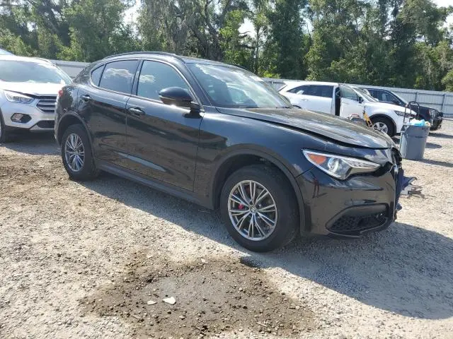 2022 ALFA ROMEO STELVIO   