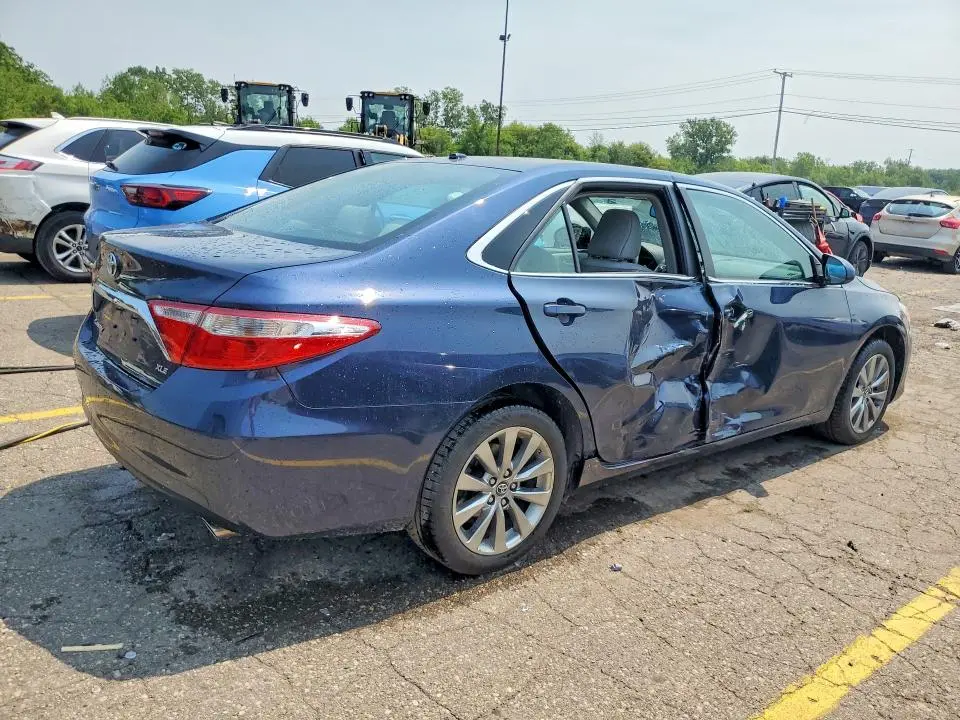2017 TOYOTA CAMRY XLE V6  