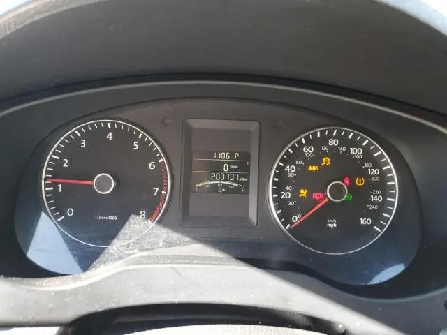 2013 VOLKSWAGEN JETTA SE  