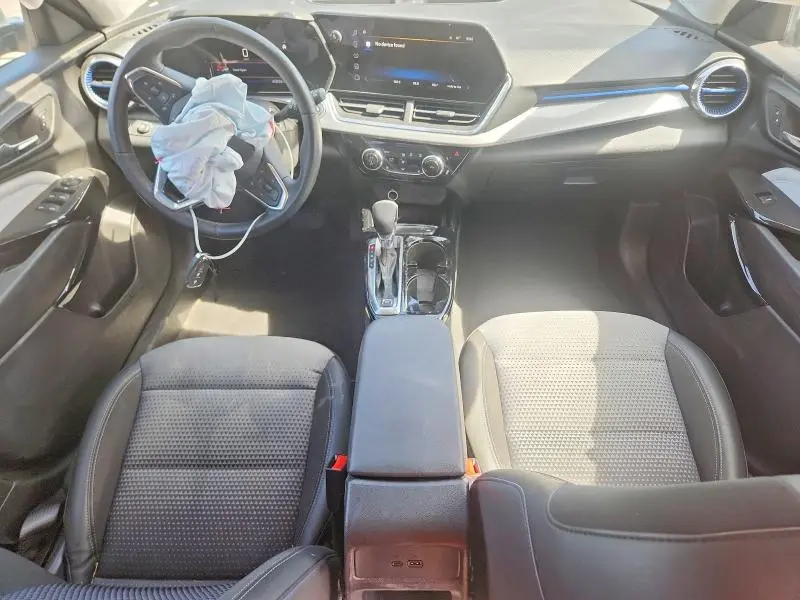 2025 CHEVROLET TRAX 1LT  