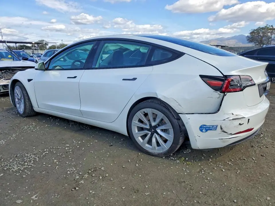 2021 TESLA MODEL 3