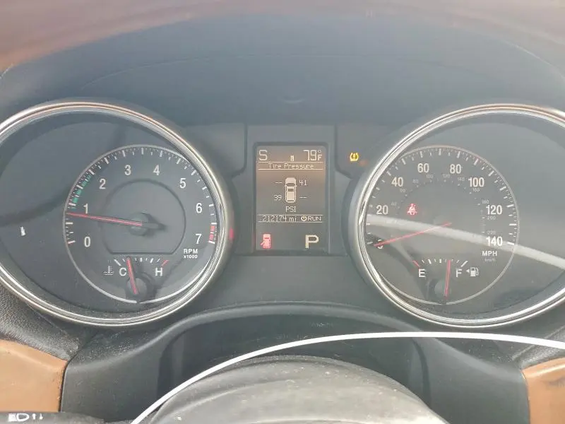 2011 JEEP GRAND CHEROKEE OVERLAND  