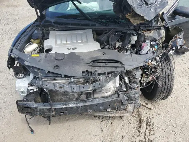 2011 TOYOTA CAMRY SE  