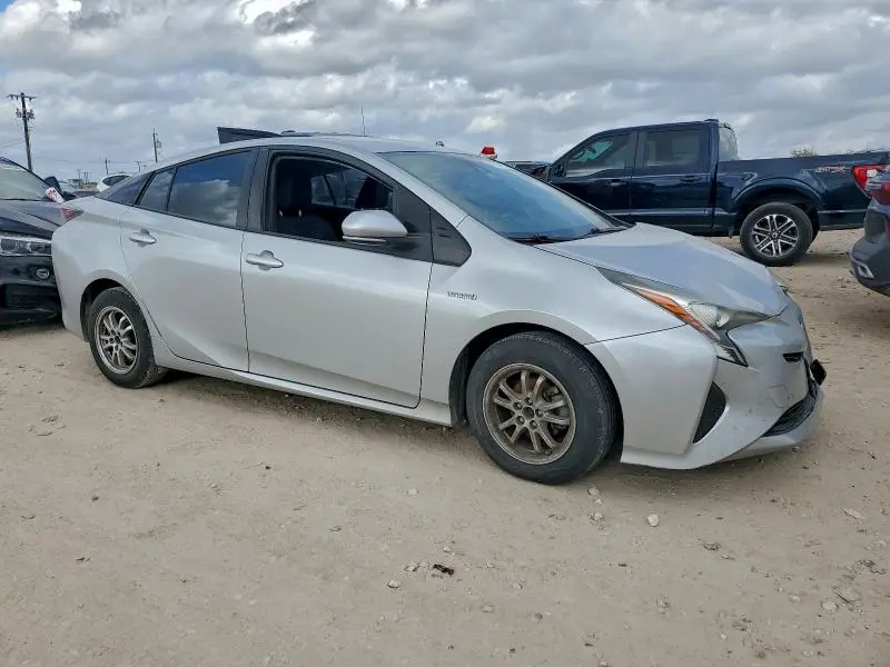 2017 TOYOTA PRIUS   