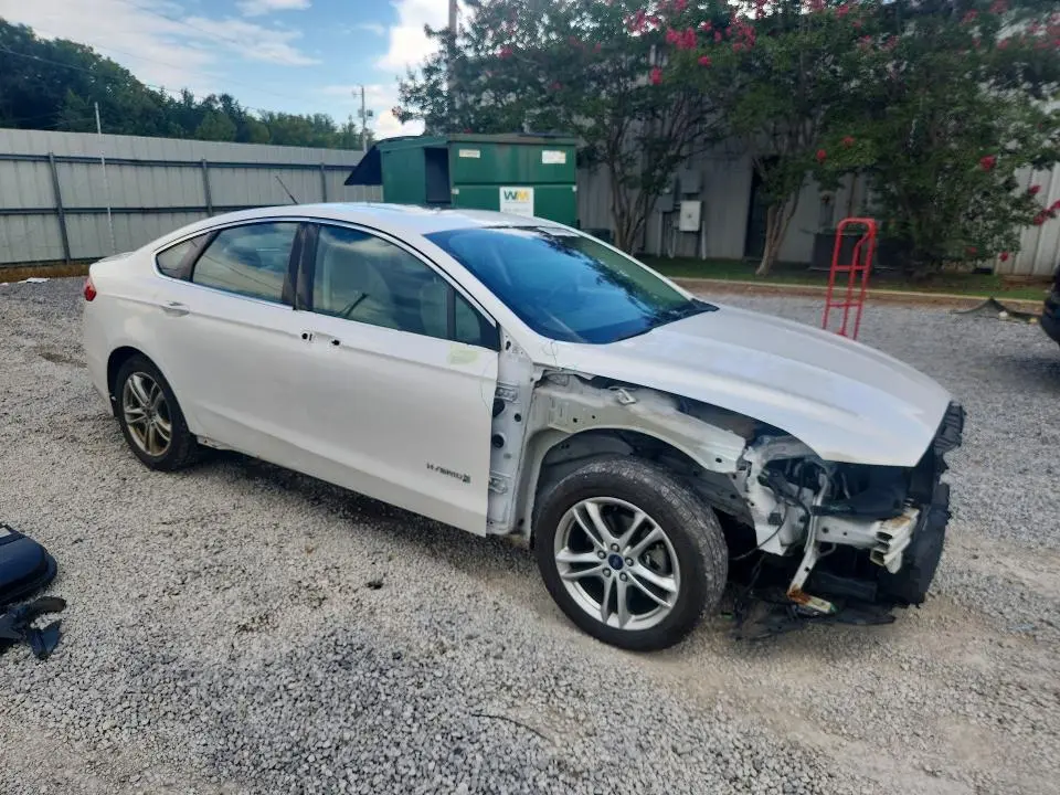 2016 FORD FUSION TITANIUM HEV  