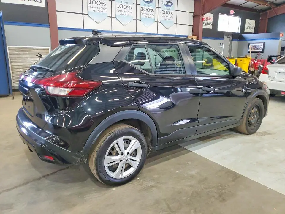 2021 NISSAN KICKS S  