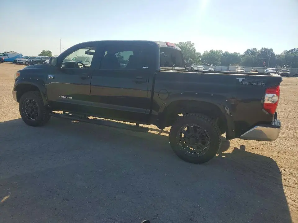 2015 TOYOTA TUNDRA SR5  