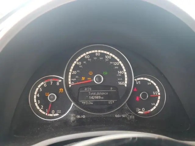 2016 VOLKSWAGEN BEETLE S/SE  