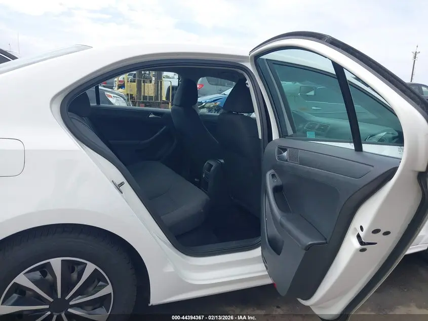 2014 VOLKSWAGEN JETTA 2.0L S