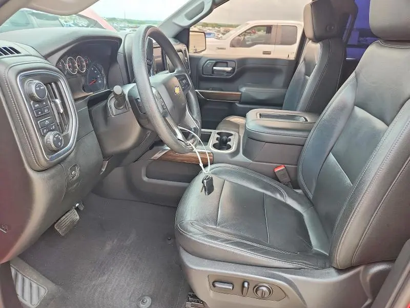 2020 CHEVROLET SILVERADO K1500 LT  