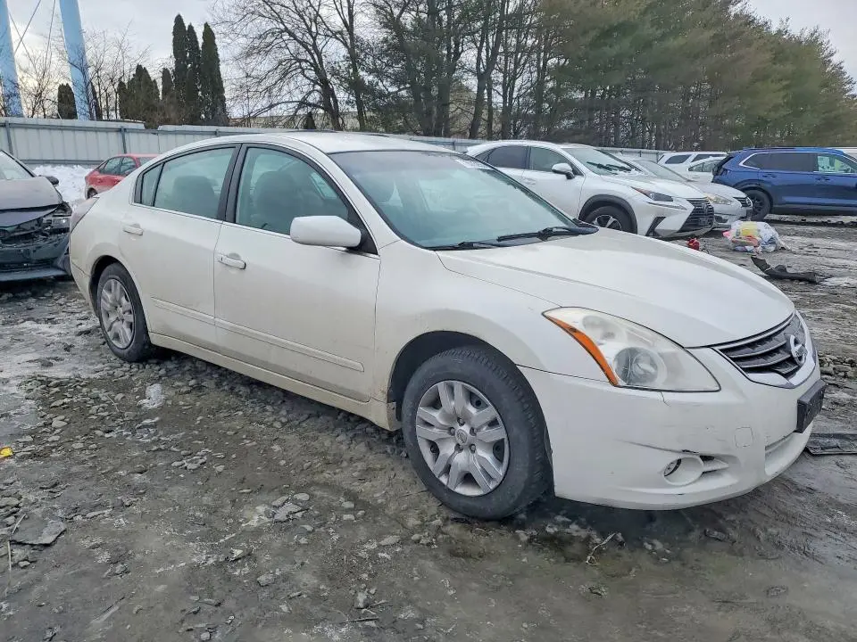 2011 NISSAN ALTIMA BASE  