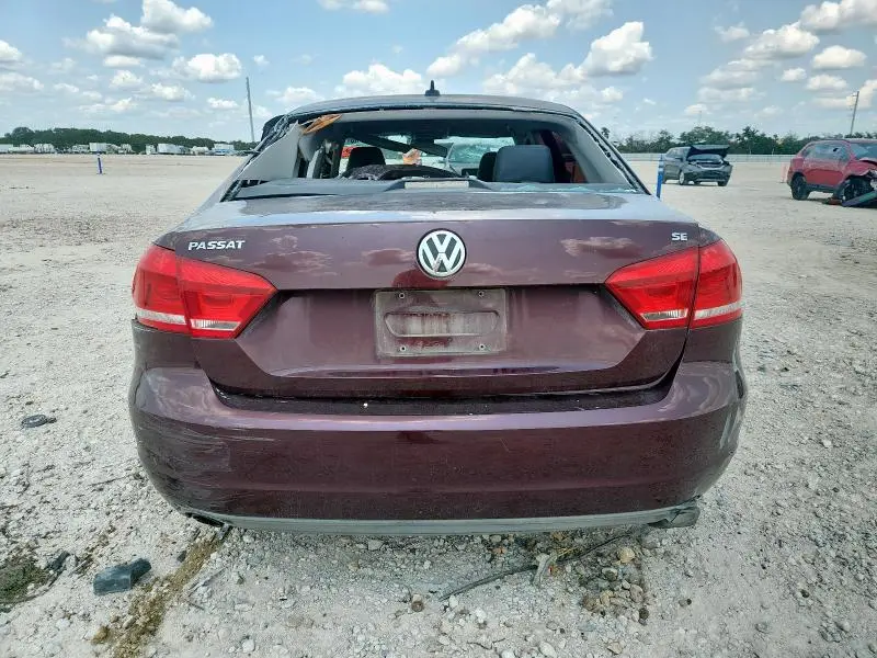 2013 VOLKSWAGEN PASSAT SE  