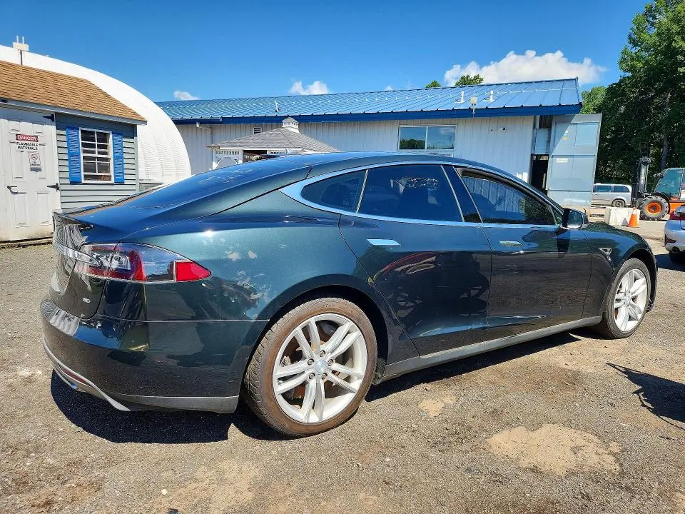 2013 TESLA MODEL S   