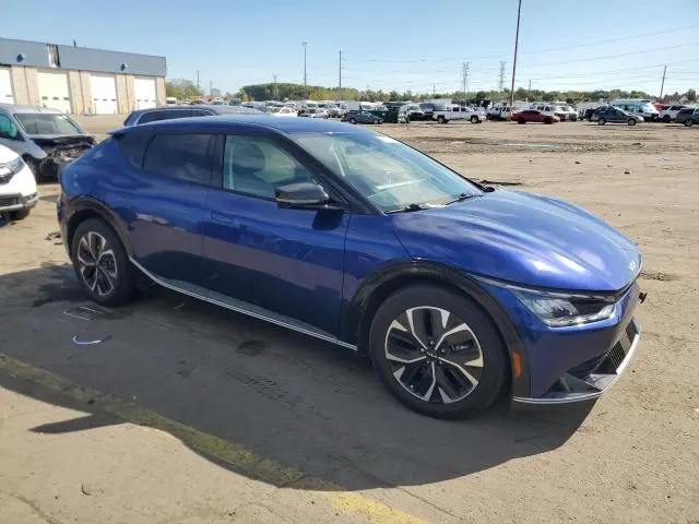 2023 KIA EV6 LIGHT
