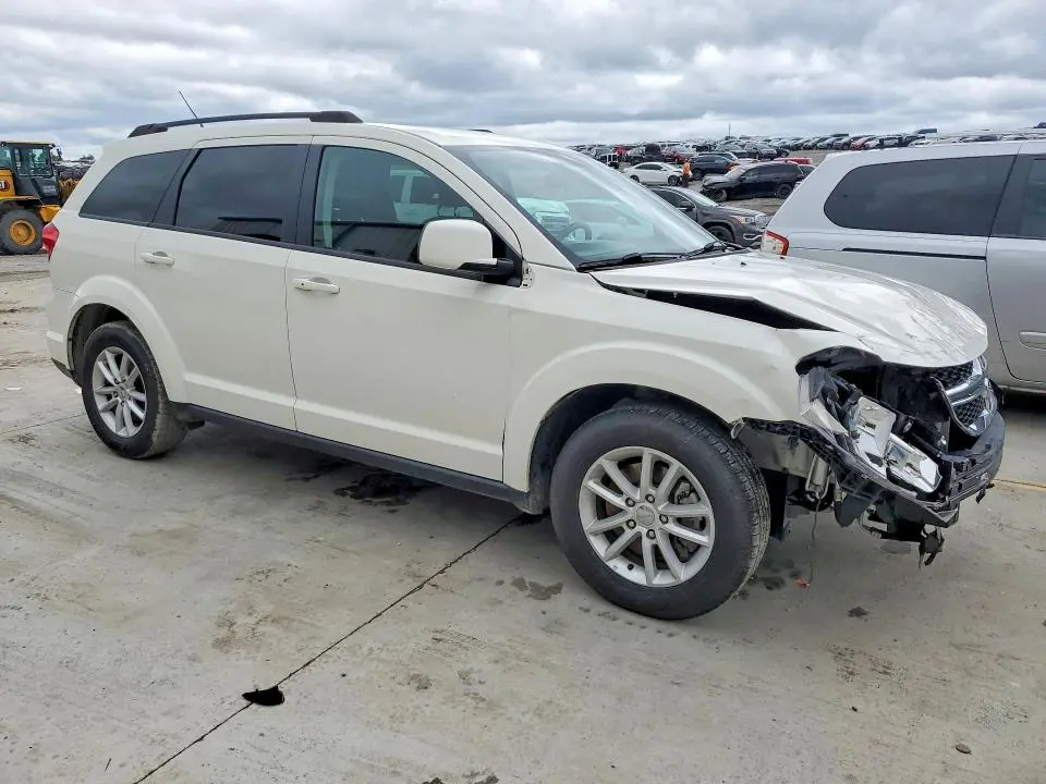 2014 DODGE JOURNEY SXT  