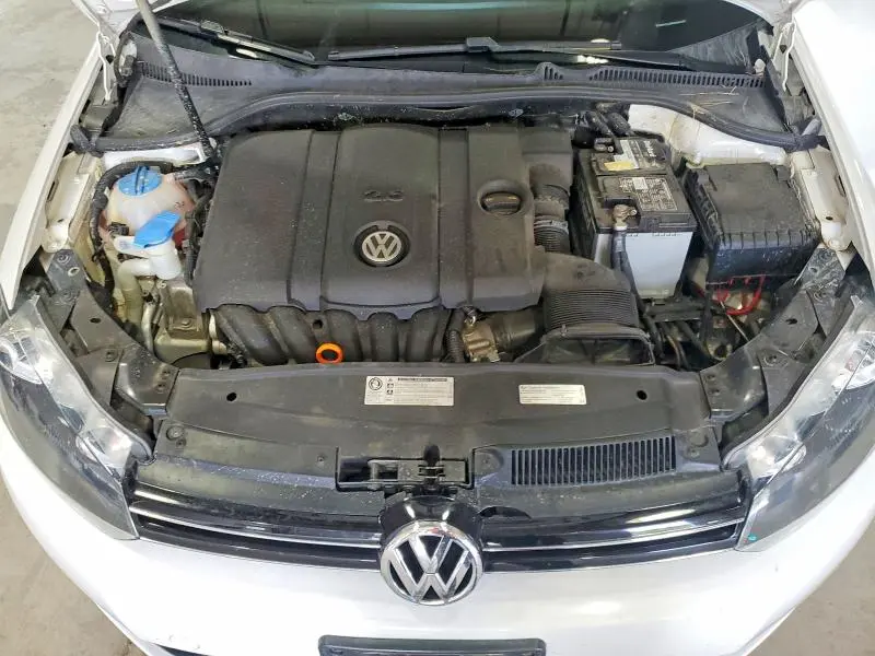 2013 VOLKSWAGEN JETTA S  