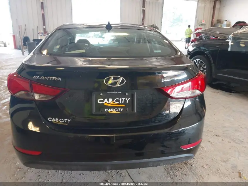 2014 HYUNDAI ELANTRA SE