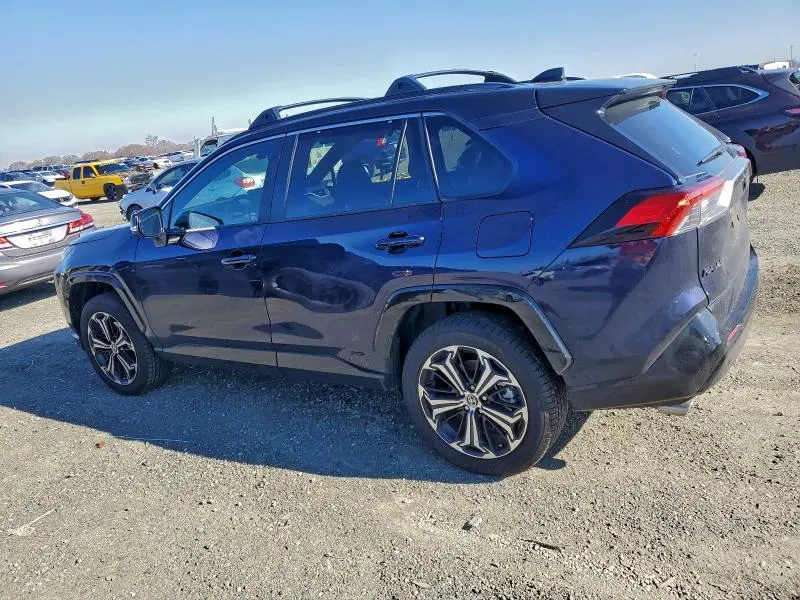 2025 TOYOTA RAV4 XSE  