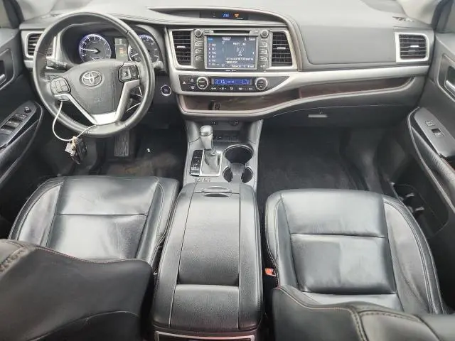 2015 TOYOTA HIGHLANDER XLE  