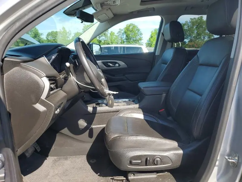 2020 CHEVROLET TRAVERSE LT  