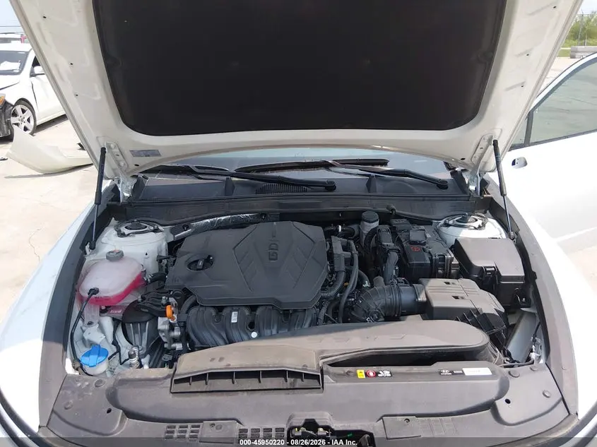 2025 HYUNDAI SONATA SE