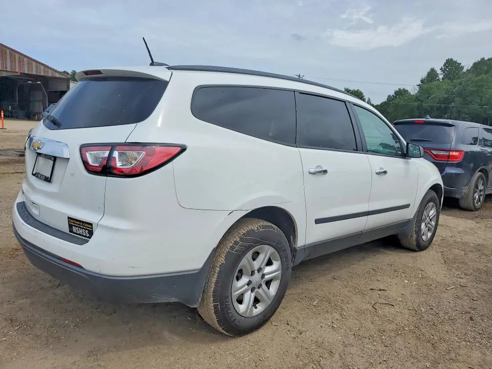 2017 CHEVROLET TRAVERSE LS  