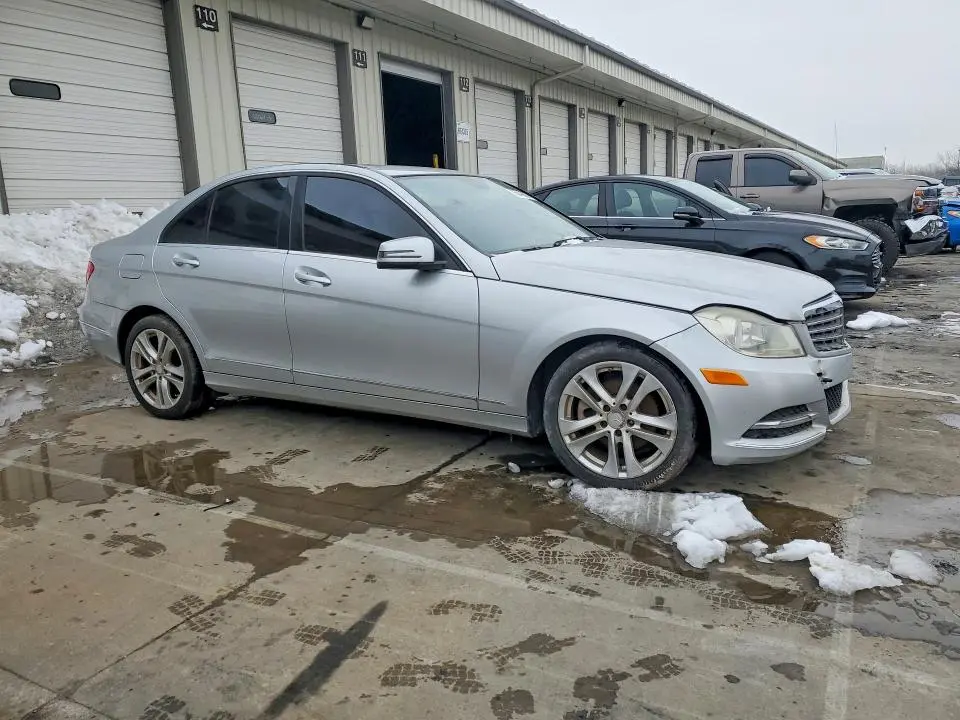 2013 MERCEDES-BENZ C 250  
