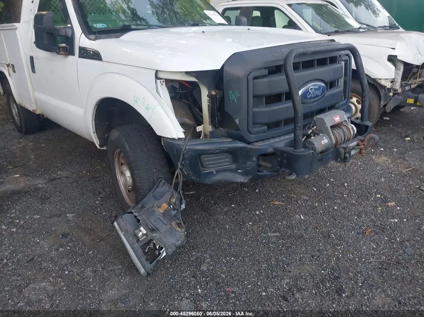 2012 FORD F-250 XL
