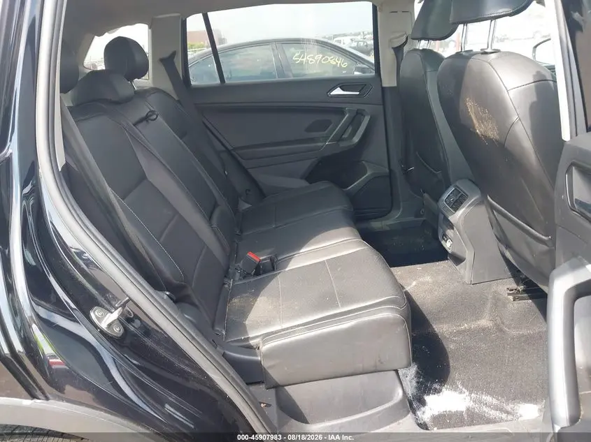 2018 VOLKSWAGEN TIGUAN 2.0T SE/2.0T SEL