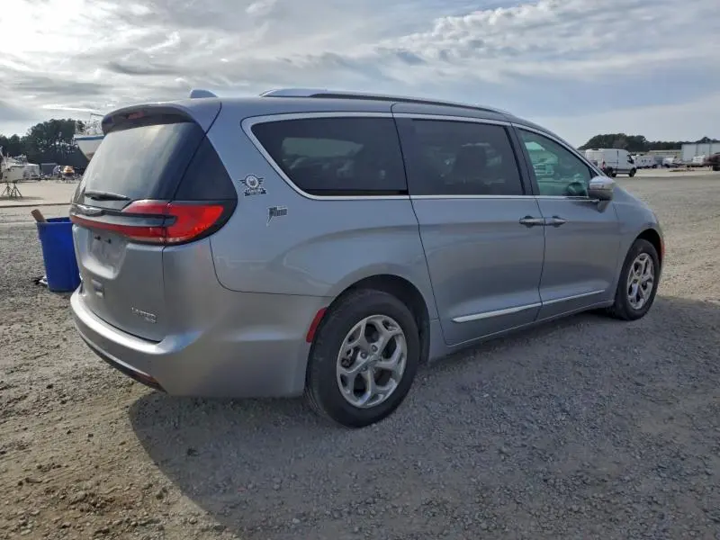 2021 CHRYSLER PACIFICA LIMITED  